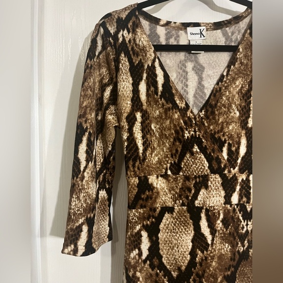 Shana K Snake Print V-Neck Dress - Picture 2 of 6